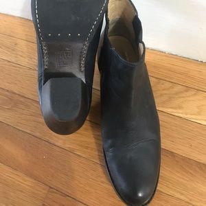 Frye Jackie Gore bootie